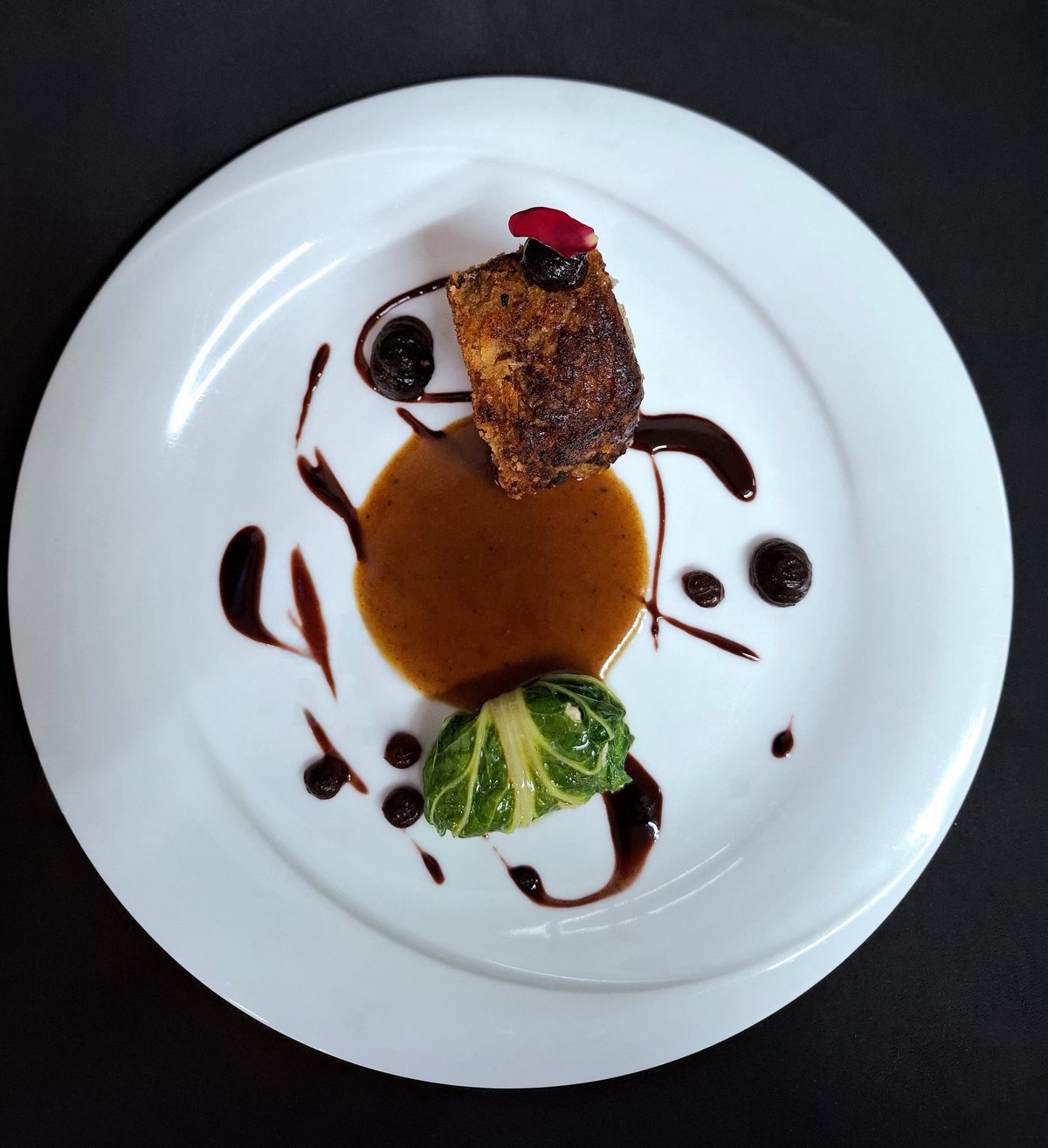 Une assiette du menu, vue du dessus
